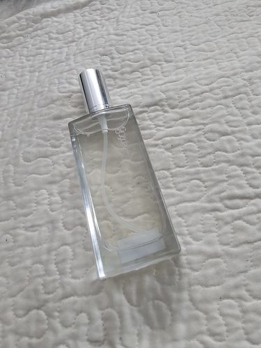 Customer photo review of H059 Inspirado en: 212 Vip Black - Carolina Herrera