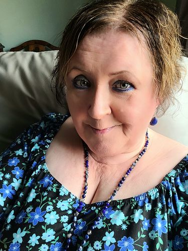 Customer photo review of Mind Power - Teardrop Earrings Blue Lapis Lazuli