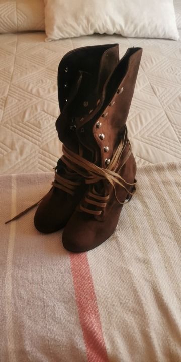Customer photo review of Steampunk lace-up boots
