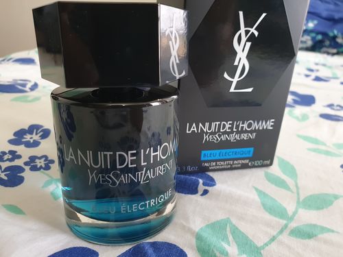 Customer photo review of Yves Saint Laurent La Nuit De L'Homme Bleu Électrique Eau De Toilette Intense