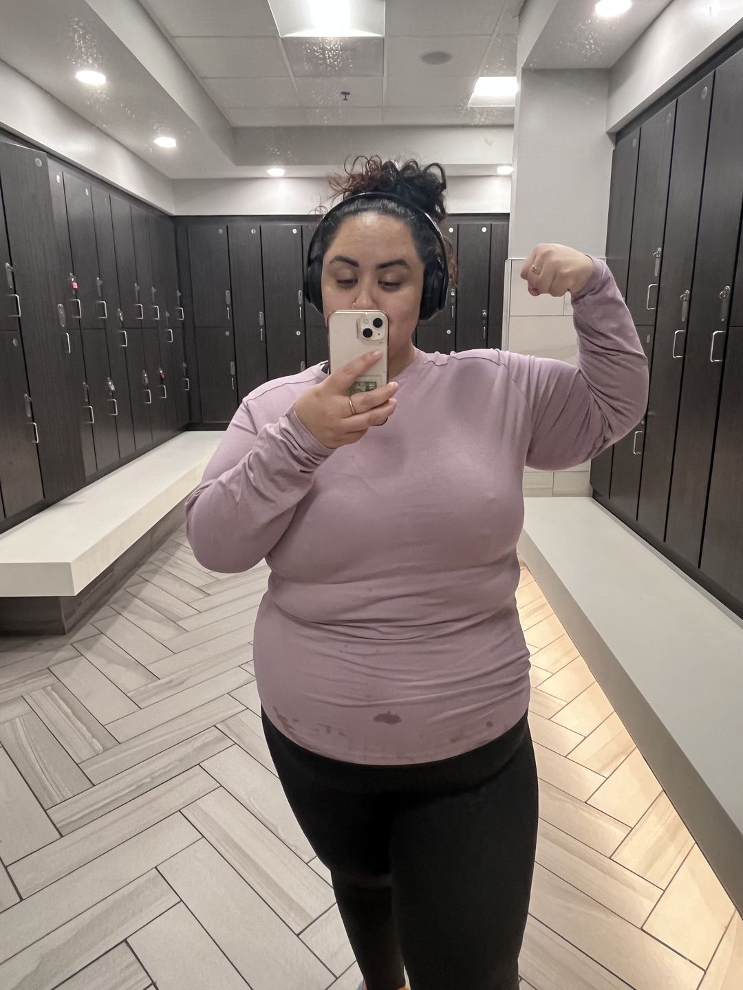 Customer photo review of Long Sleeve Performance Tee - Light Purple