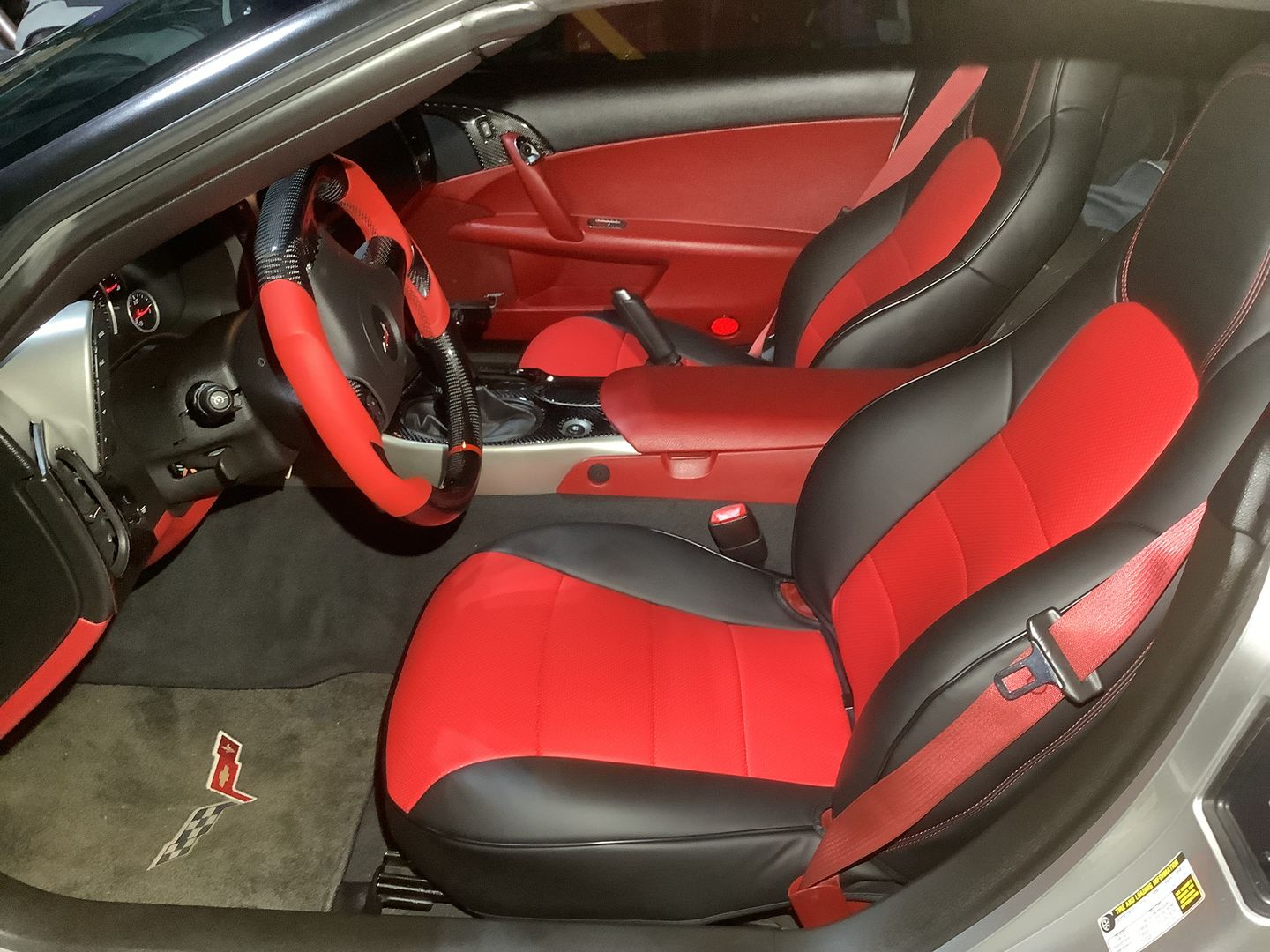 Customer photo review of 2005-13 Corvette C6 Custom Leather Seat Covers