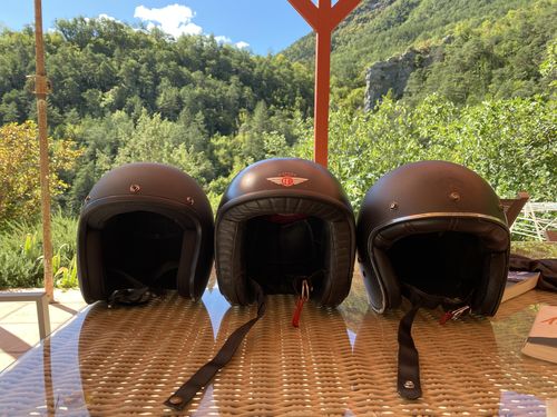 Customer photo review of D.O.T. DAYTONA CRUISER- DULL BLACK