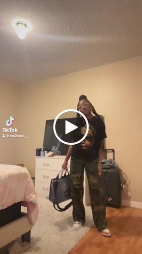 Customer video review of Gunna Jumbo Graphic T-Shirt