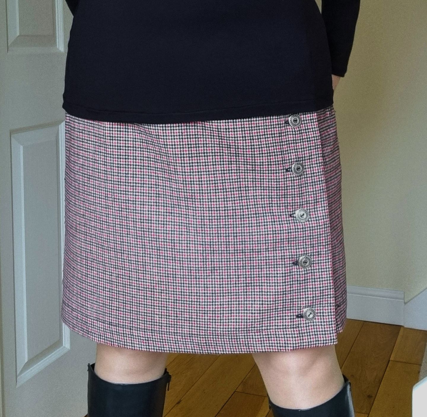 Customer photo review of Red Dogtooth Check Wool Blend Fabric