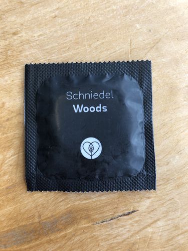 Customer photo review of Releaf | Baumpflanzende Kondome
