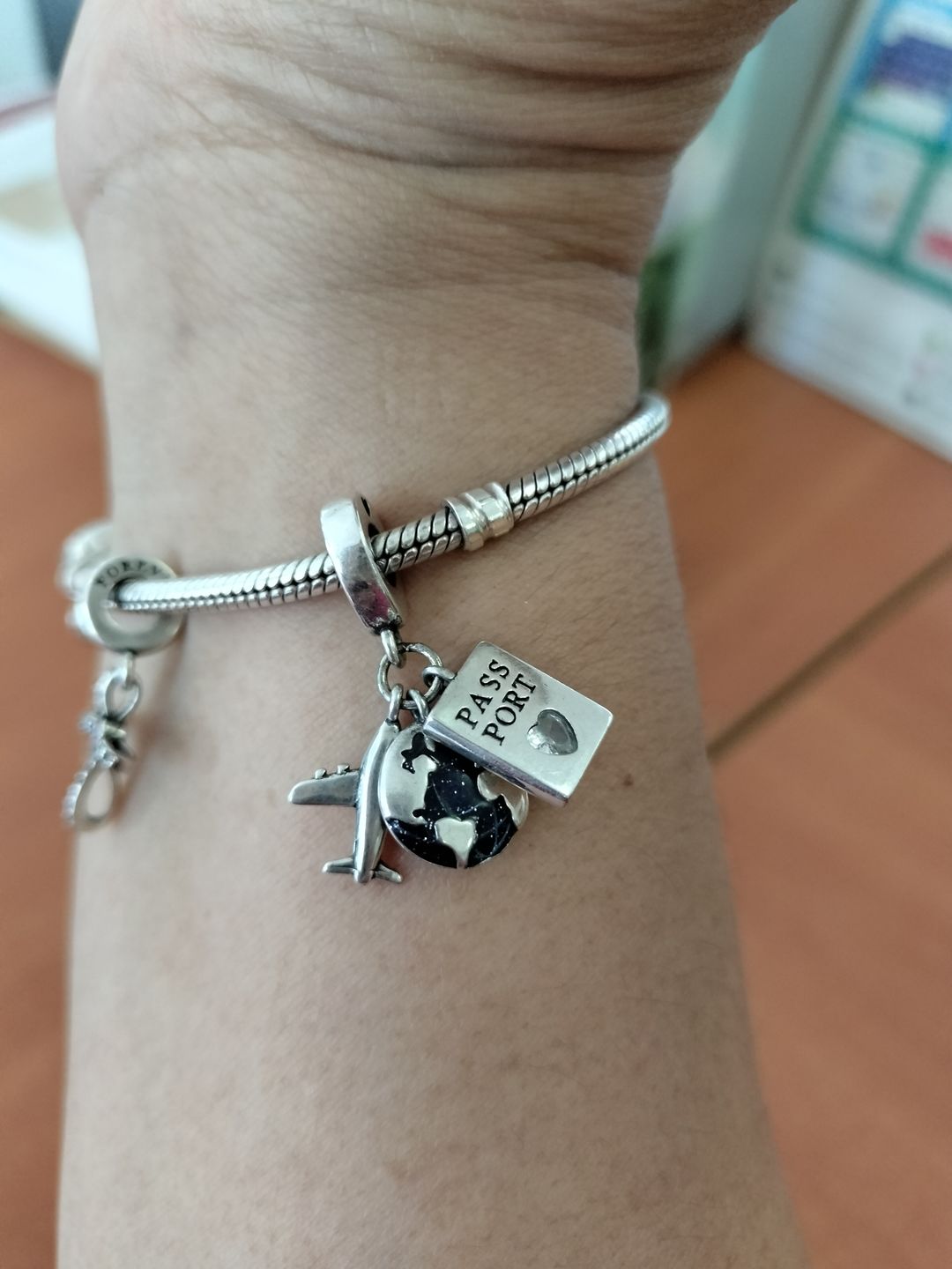 Customer photo review of Charm Aventurero