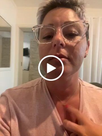 Customer video review of Collar Mesías