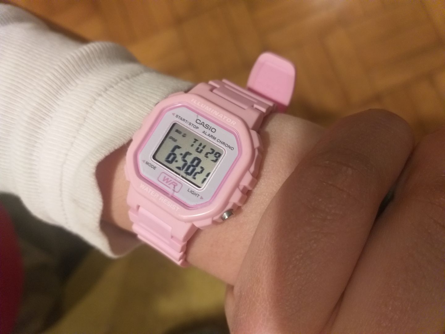 Customer photo review of Reloj Casio Vintage LA-20WH-4A1DF Rosado