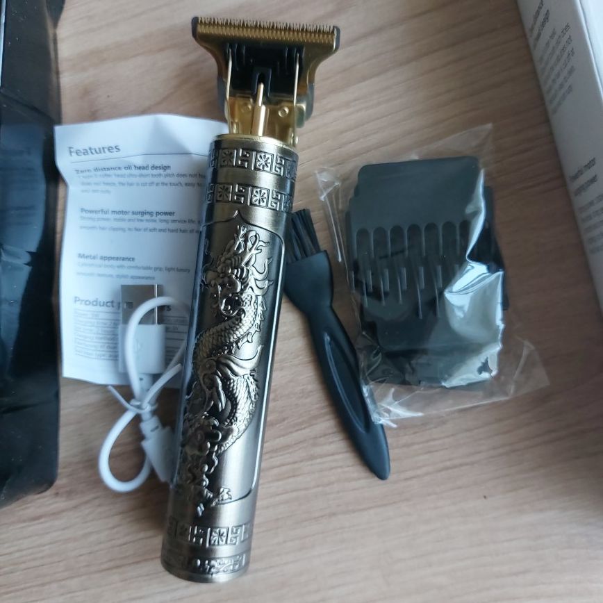 Customer photo review of Professional Cordless Hair Trimmer - (FREE Delivery)