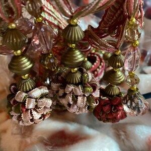 Customer photo review of MILAN 4 1/2" Two Tone Beaded Tassel Fringe Trim Pink / By The Yard