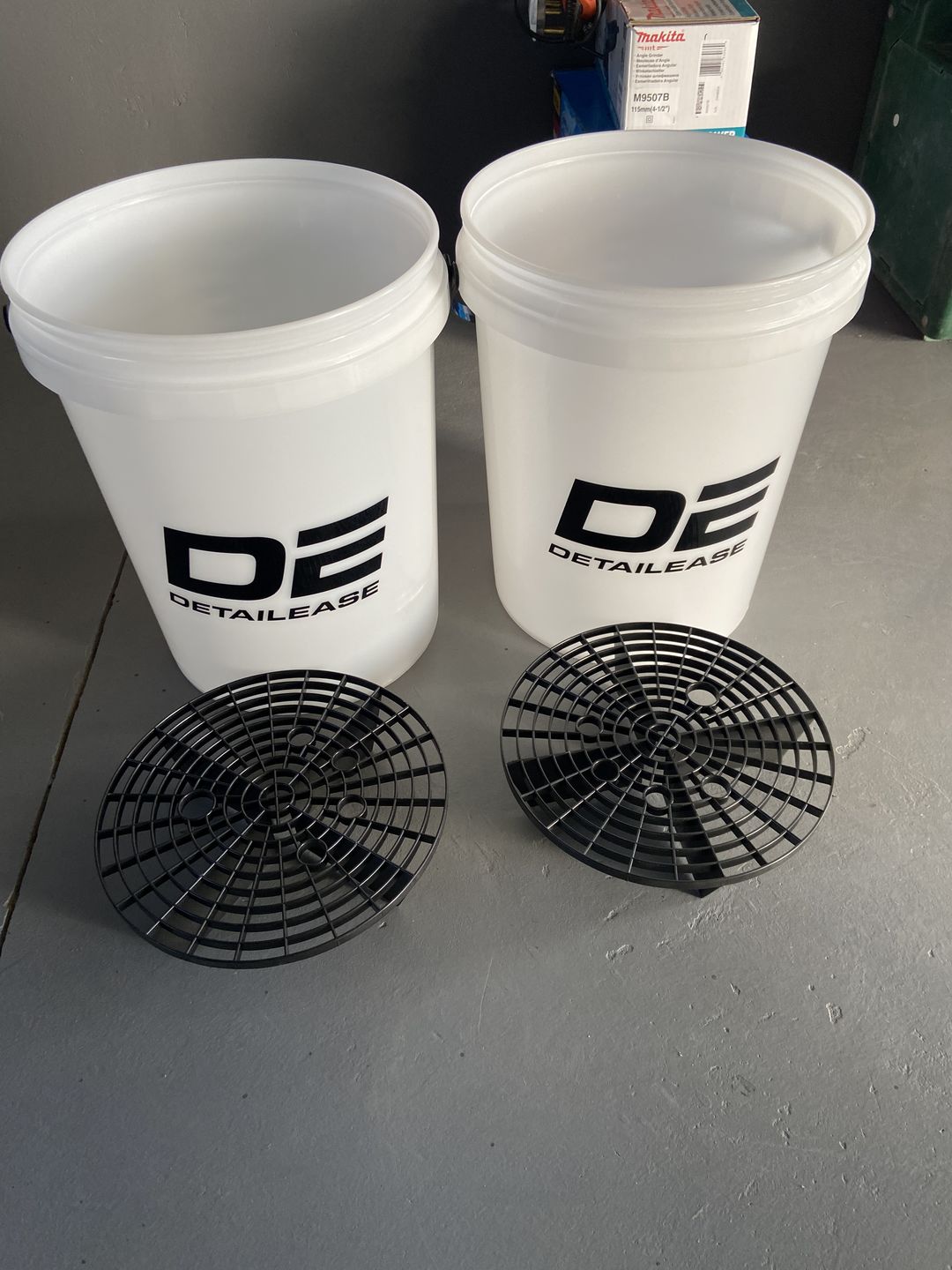 Customer photo review of Clear 20 Liter Detailing Bucket