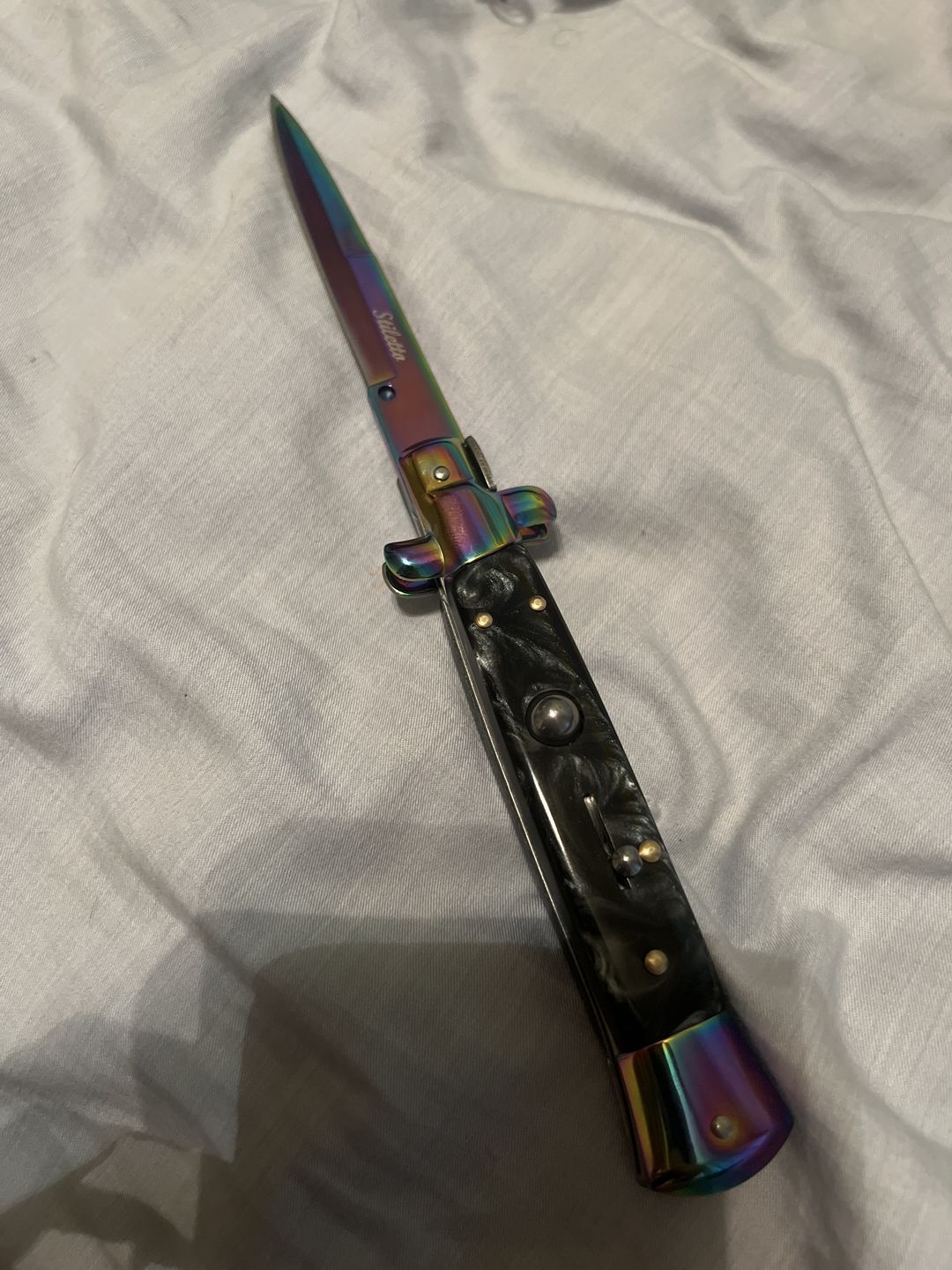 Customer photo review of Mystery Switchblade Box™