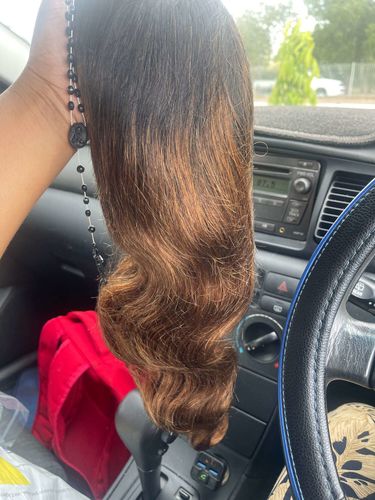 Customer photo review of Black Roots Ombre Honey Brown Body Wave Lace Frontal Wig