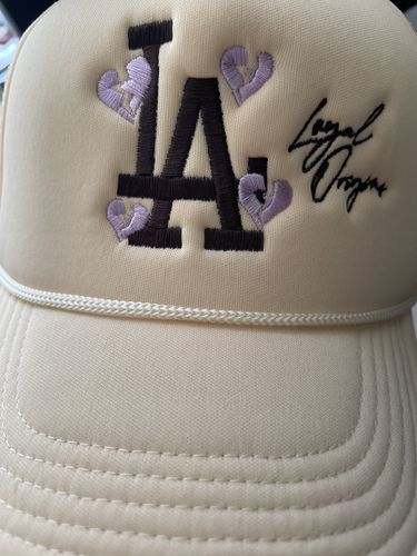 Customer photo review of LA Signature Trucker in Cream