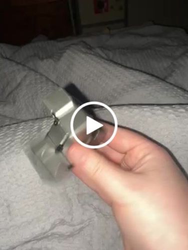 Customer video review of Silver Infinity Cube Fidget - 108 grams