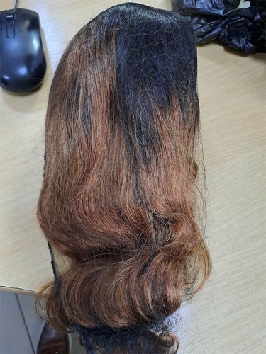 Customer photo review of Black Roots Ombre Honey Brown Body Wave Lace Frontal Wig