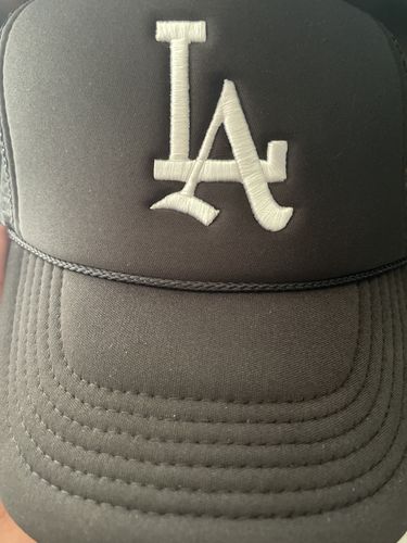 Customer photo review of LA V2 Trucker in Black