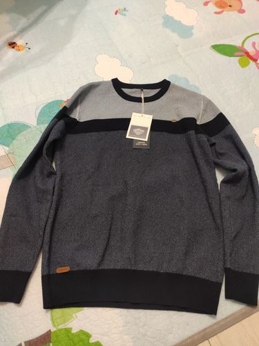 Customer photo review of Casual O-neck Sweater