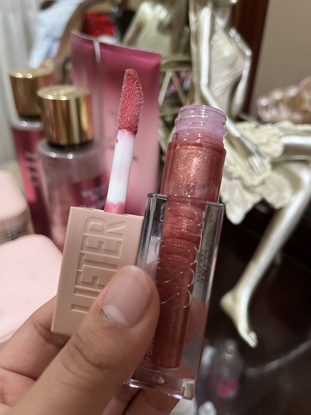 Customer photo review of LIFTER GLOSS