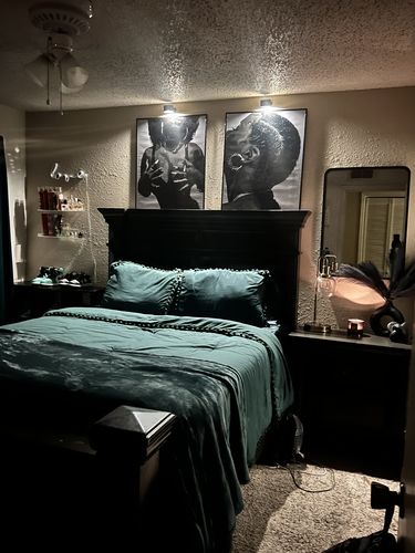 Customer photo review of Soft & Simple II B&W