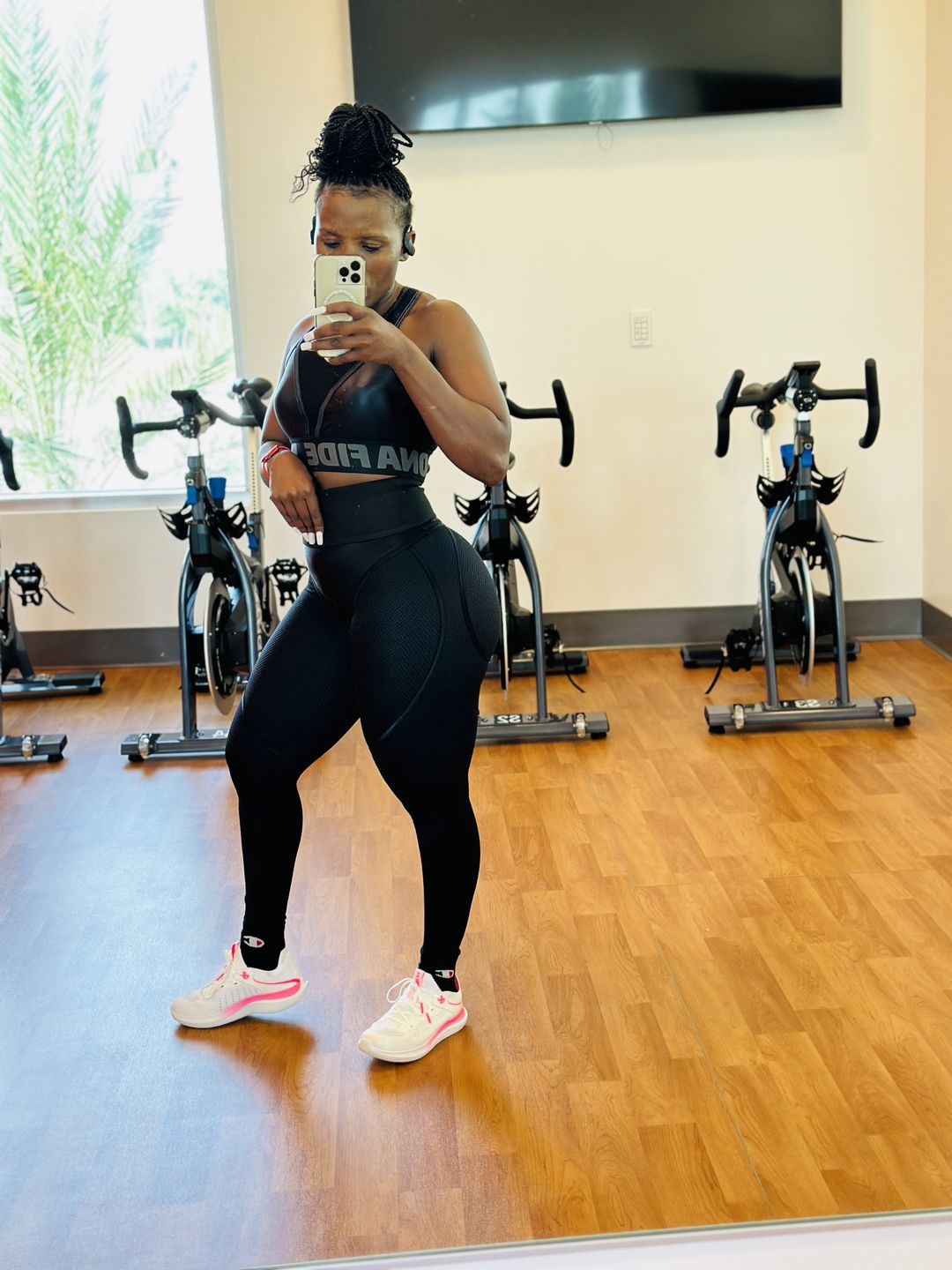 Customer photo review of Top For Top Black Skin