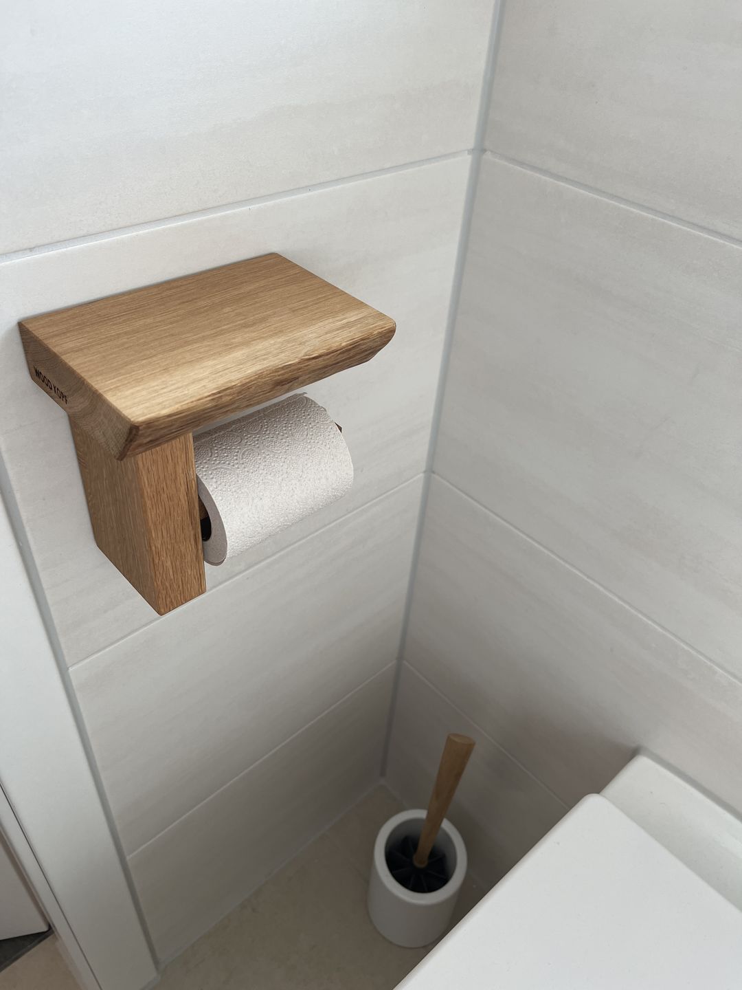Customer photo review of Toilettenpapierhalter CULTUS aus Holz