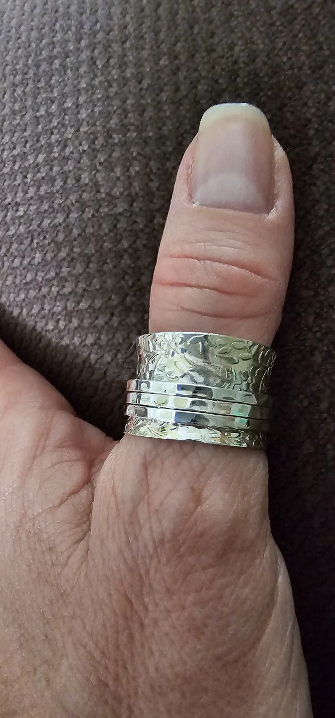 Customer photo review of Sterling Silver Flowers Meditation Ring