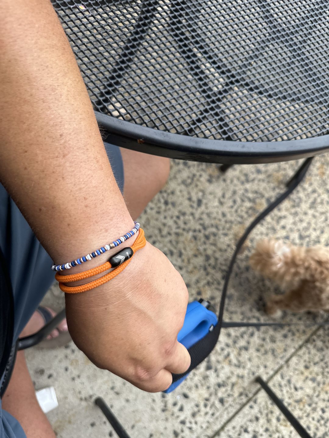 Customer photo review of Vertig Magnetic Paracord Bracelet Orange