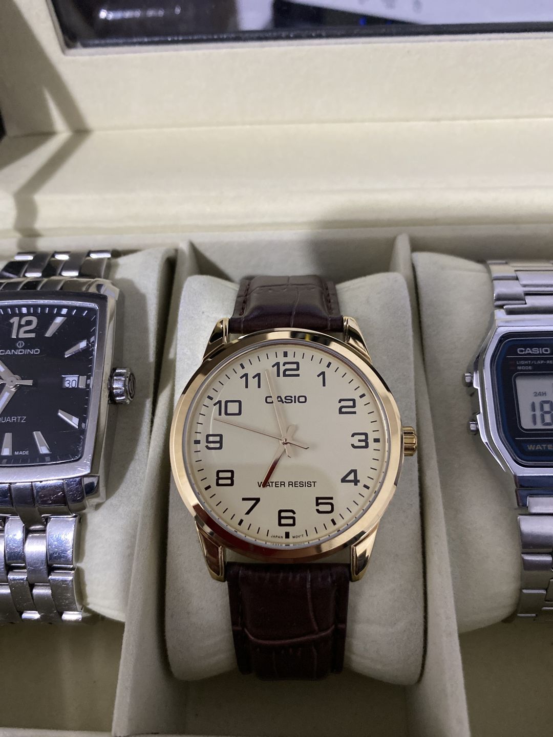 Customer photo review of Reloj Casio Análogo MTP-V001GL-9BUDF Dorado Correa de Cuero