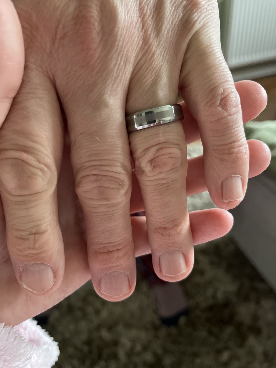 Customer photo review of Brushed 6mm Wonder Ring