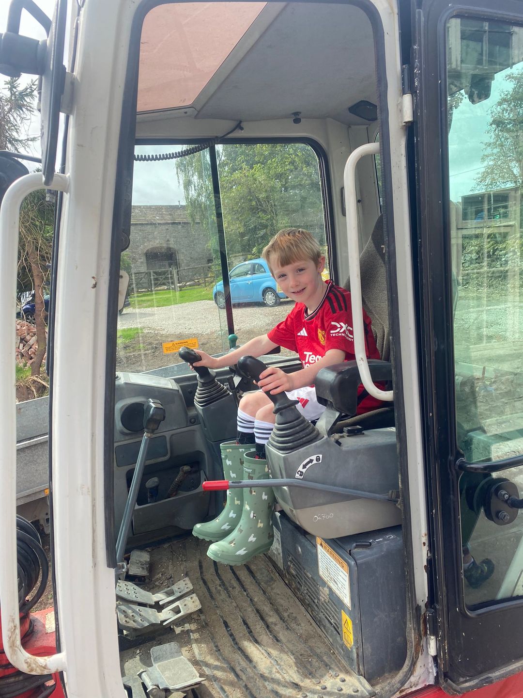 Customer photo review of Kids Farmyard Wellington Alpaca