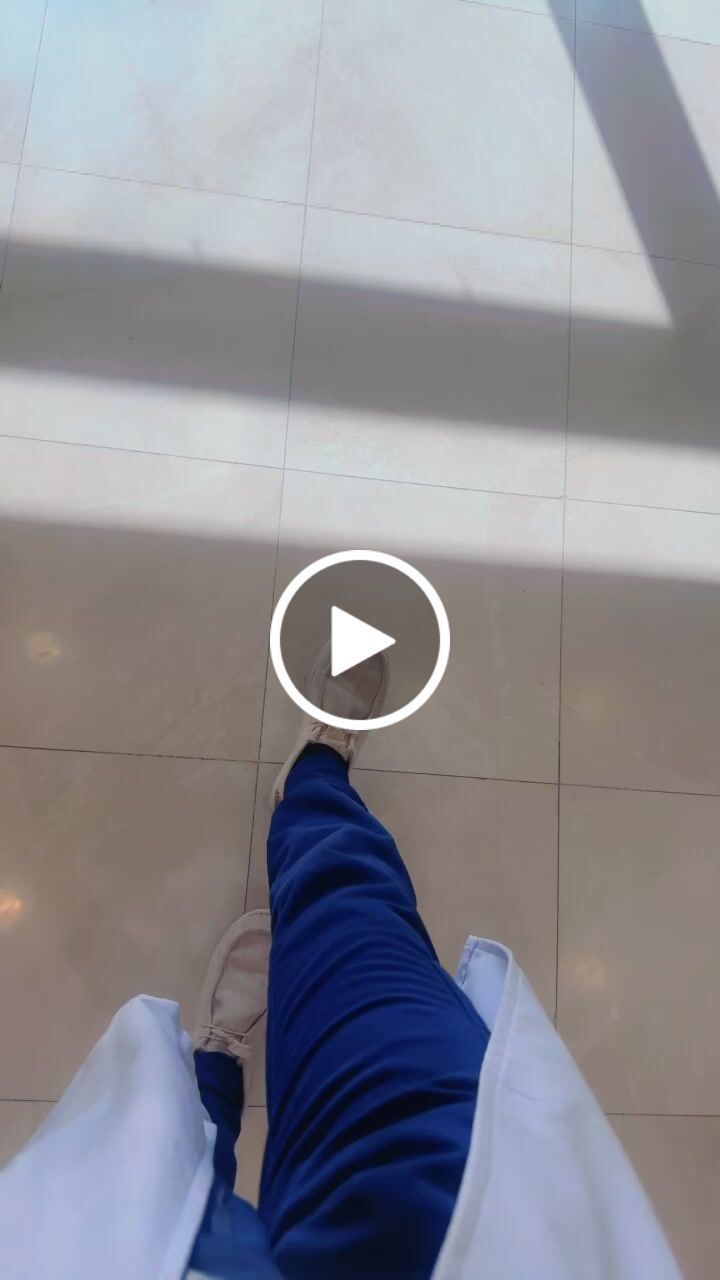 Customer video review of بنطلون كيرا جريز اناتومي