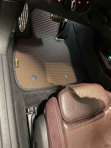 Customer photo review of Dywaniki samochodowe na zamówienie