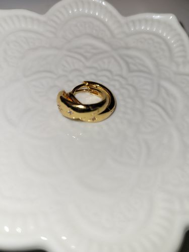 Customer photo review of Thick Starburst Hoops (Gold)