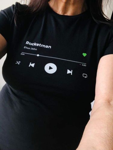 Customer photo review of Your Favorite Song T-Shirt Music Player