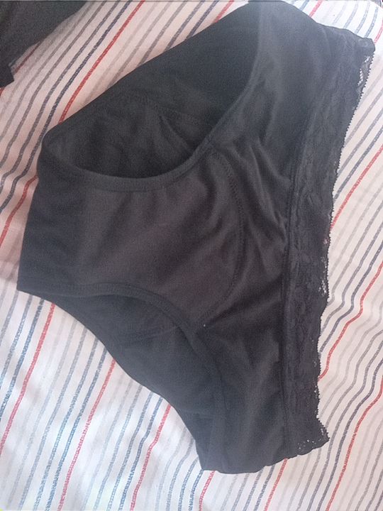 Customer photo review of Culotte Menstruelle Marianne (Lot de 3)