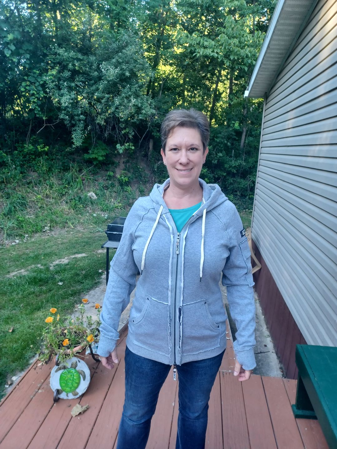 Customer photo review of THE JAMIE HOODIE