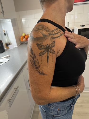 Customer photo review of TattooNumbx Numbing Cream