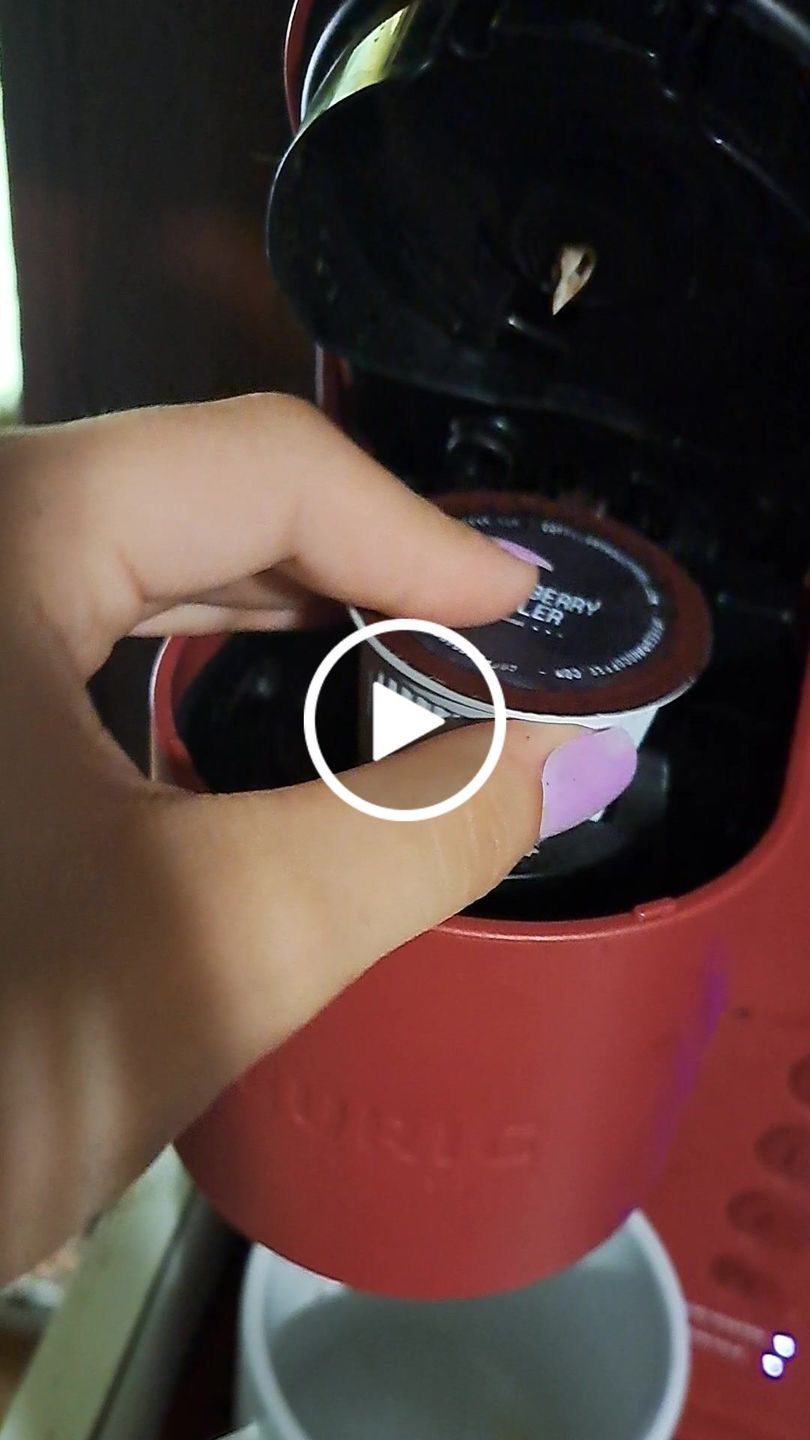 Customer video review of Blueberry Cobbler Kcups