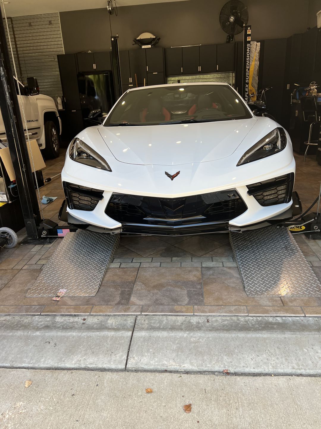 Customer photo review of Corvette C8 Z06 Z07 Performance Front Lip & Canards