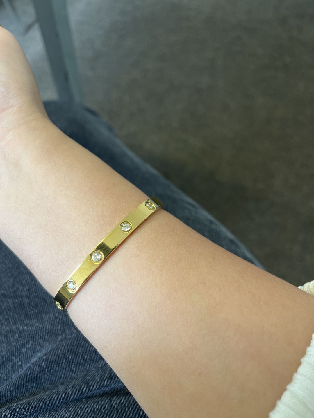Customer photo review of Deluxe Timeless Stone Armreif 18K Vergoldet