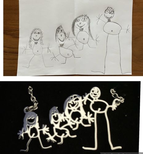 Customer photo review of LOANYA persönliche Kinderzeichnung als Halskette oder Anhänger