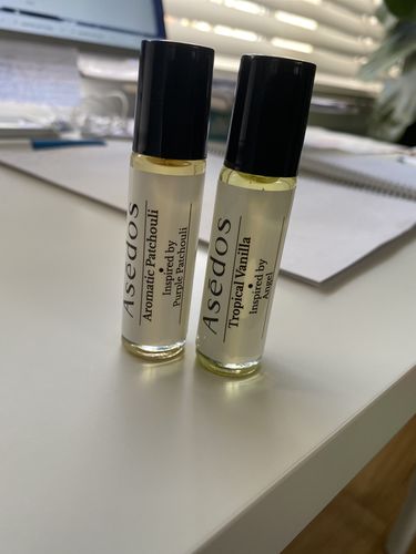 Customer photo review of TROPICAL VANILLA PERFUME OIL