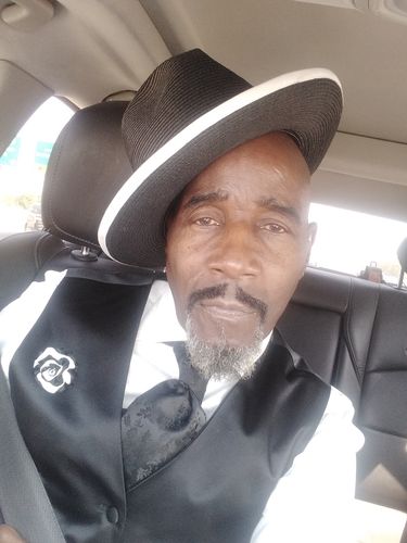 Customer photo review of Black Flower Ascot Handkerchief Cufflinks Set