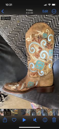 Customer photo review of Corral® Ladies Sand Horse Inlay and Multicolor Square Toe Boots A4266