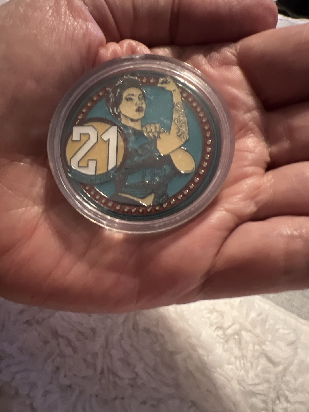 Customer photo review of Rosie Recovery Strength 21 Year AA/NA Medallion - Tri-Plate Twenty-One Year Chip/Coin