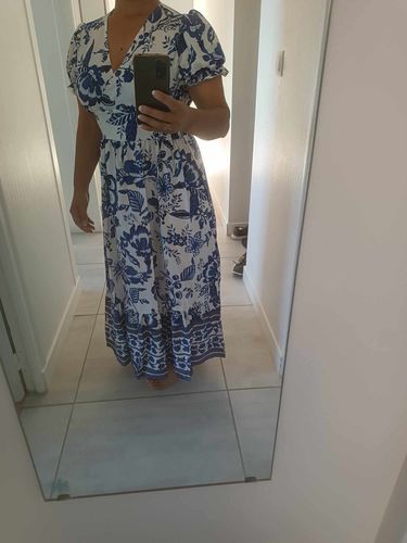 Customer photo review of Elegancka sukienka z dekoltem w serek w kwiatowy wzór