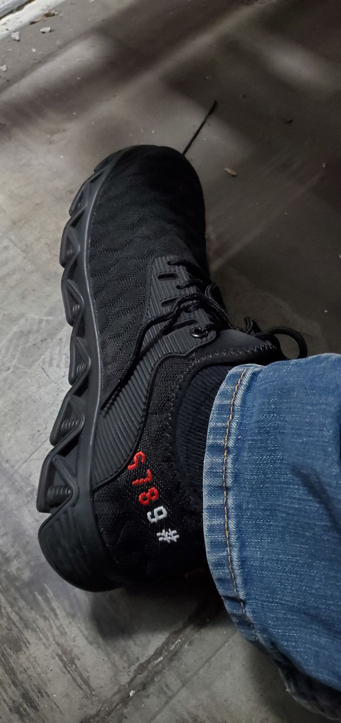 Customer photo review of Ziczac Black Red