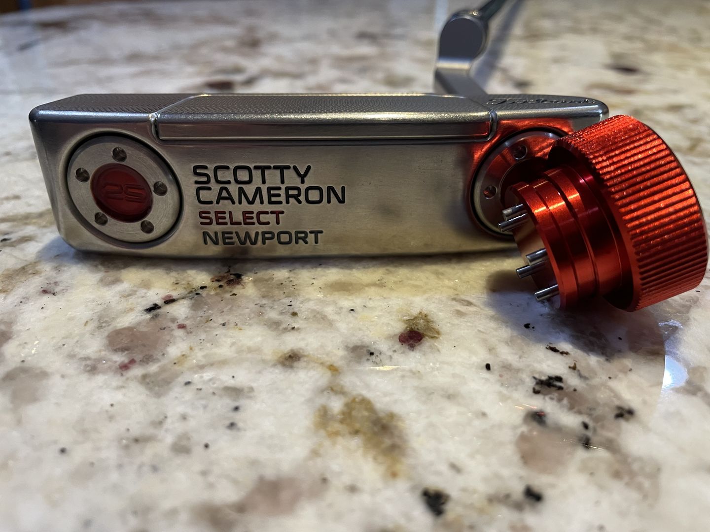 Customer photo review of Red Head Weights Compatible With Scotty Cameron Large Thread Putters